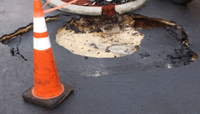 sinkhole ocala, winghouse A hole opens at the Ocala WingHouse