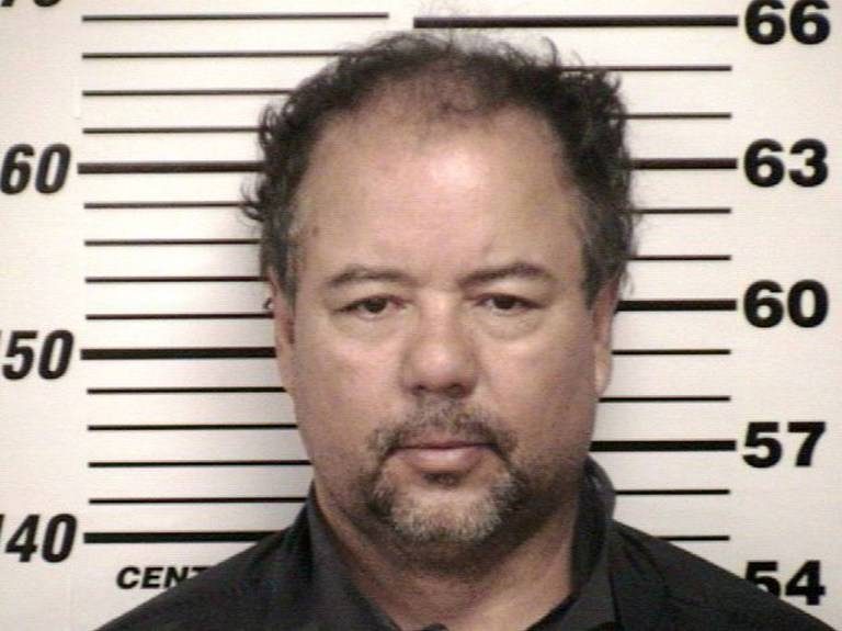 Convicted Kidnapper Ariel Castro Takes The Easy Way Out