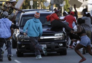 Blacks riot for Trayvon Martin