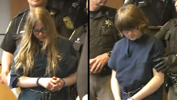 Morgan Geyser (left) and Anissa Weier, slender man stabbing
