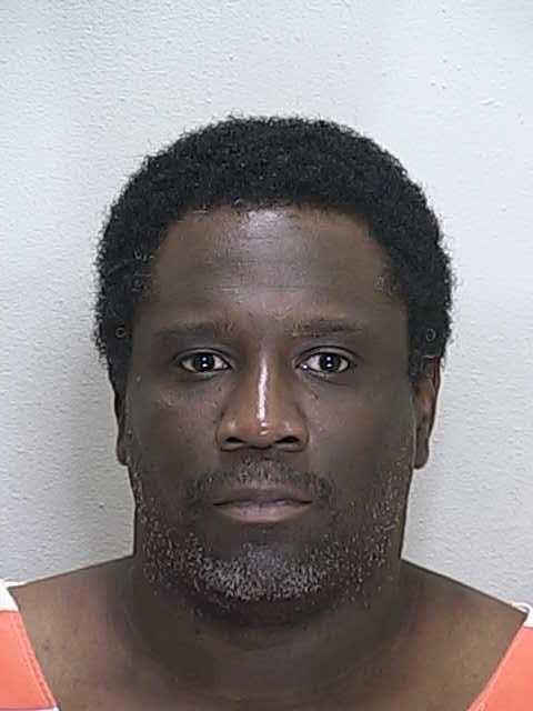 Marion County inmate attacks corrections officer. ocala, inmate slams offic...