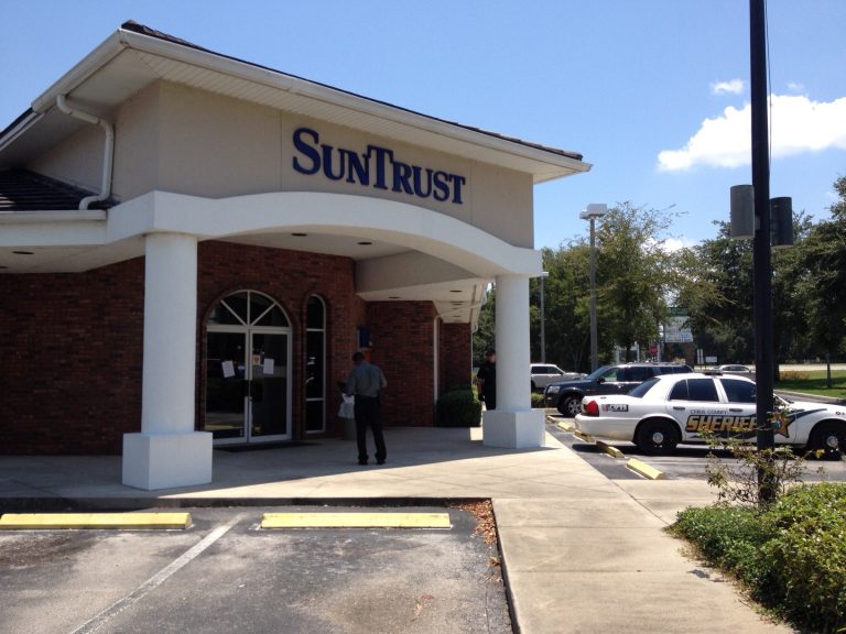 SunTrust Bank robbery suspect arrested within minutes