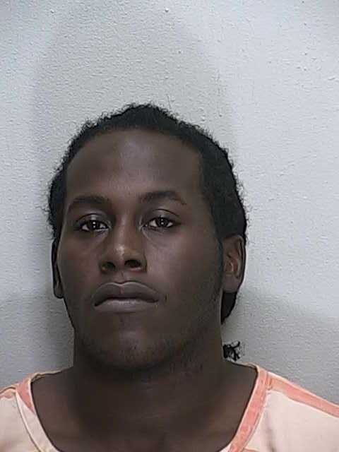 Ocala man attempted to strangle girlfriend; children present