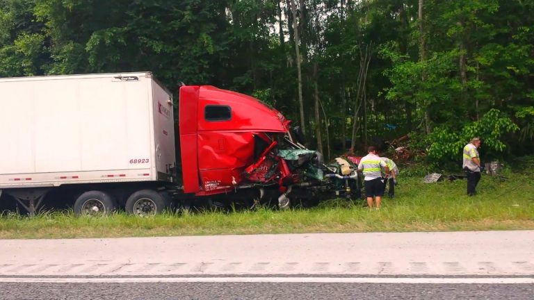 Fatal: 4-vehicle crash on I-75 near mile marker 367