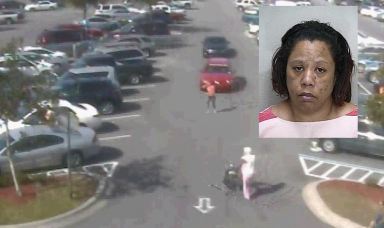 Video: Purse snatching in Walmart parking lot