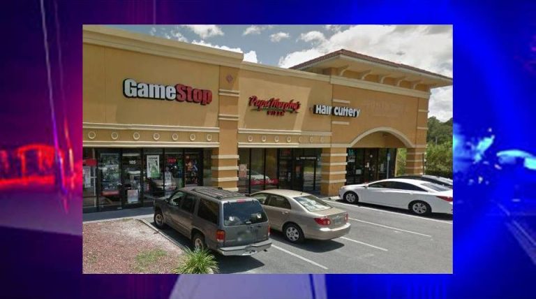 GameStop employee robbed at gunpoint in parking lot