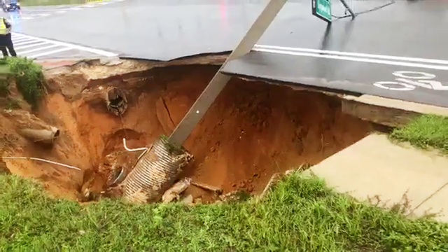 Sinkhole opens up on Baseline Road, lane closures