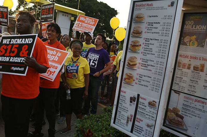 Florida minimum wage to increase to $15 per hour, more than 600 thousand could lose their jobs