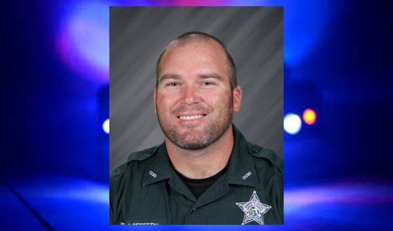 Deputy, who was a school resource officer, arrested after sending explicit photos